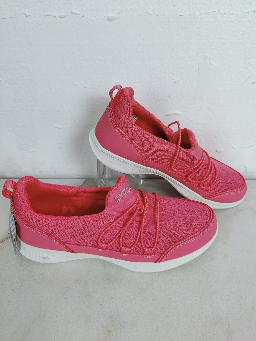 NWT Skechers Go Step Lite Upbeat Slip-On Sneakers, Pink, Sz 7